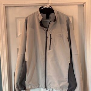 The North Face Men's Light Gray Performance Jacket